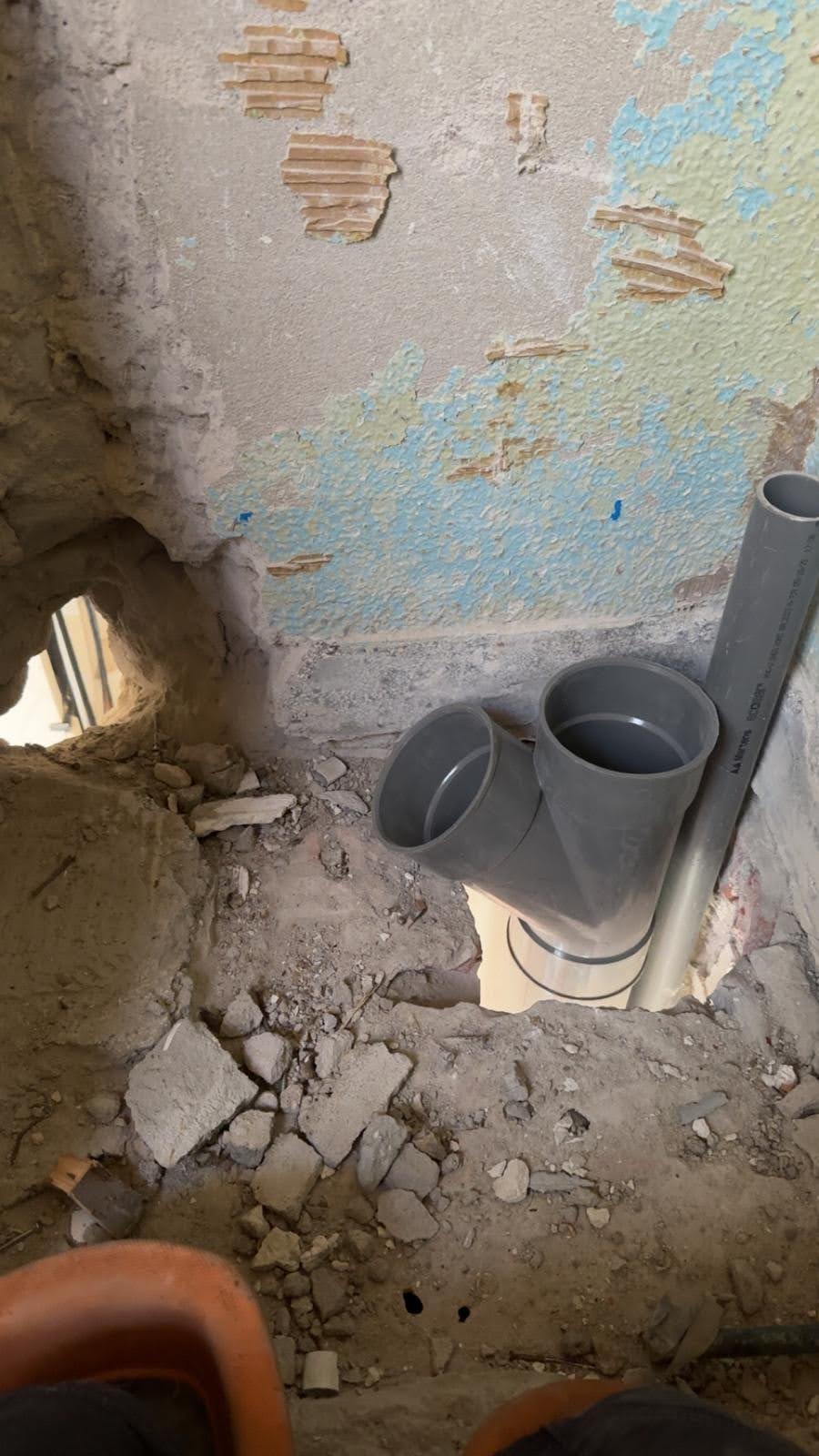 Complete water and drainage renovation - residential building