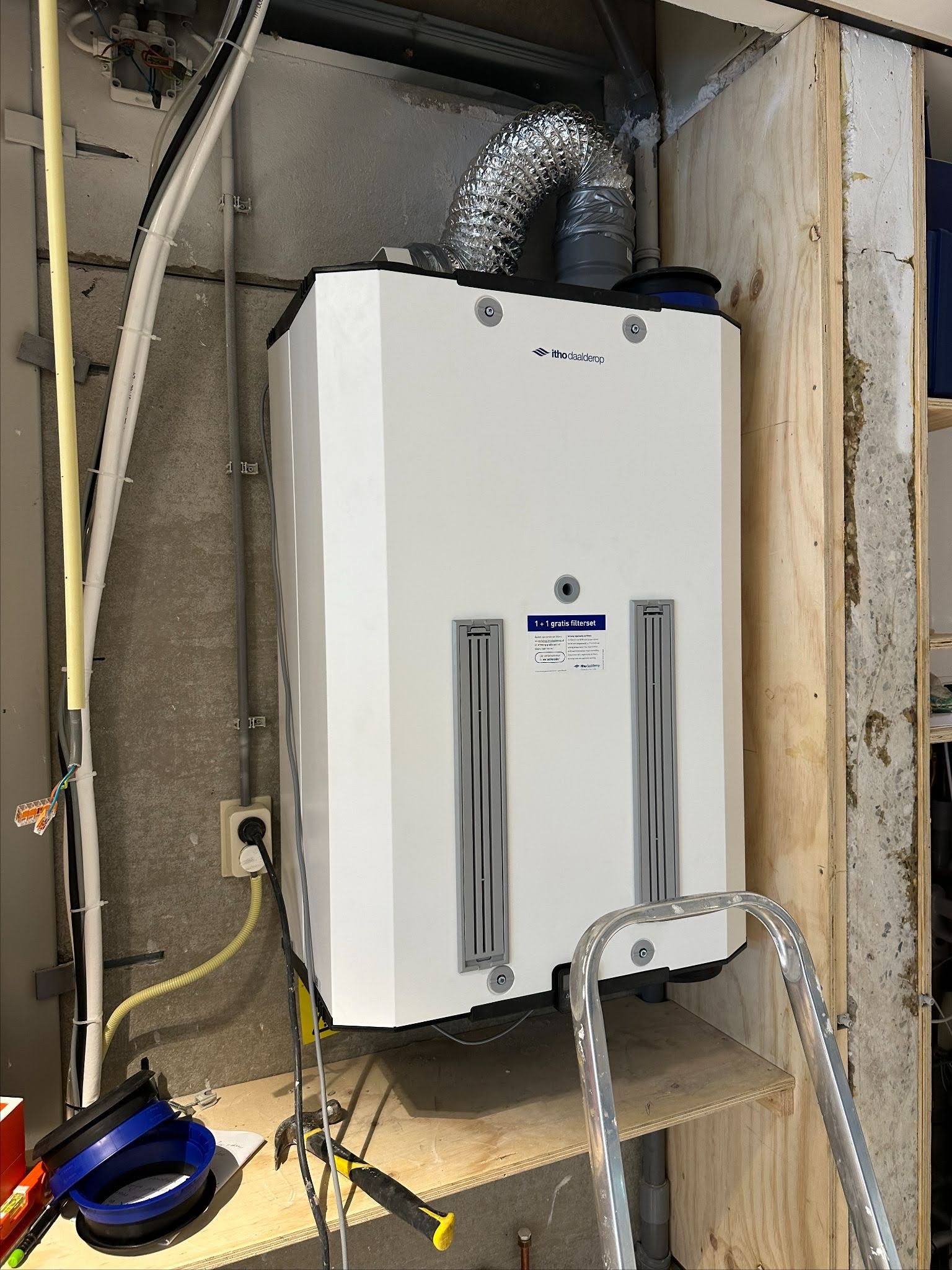 Heat Pumps, Air Conditioning & Ventilation