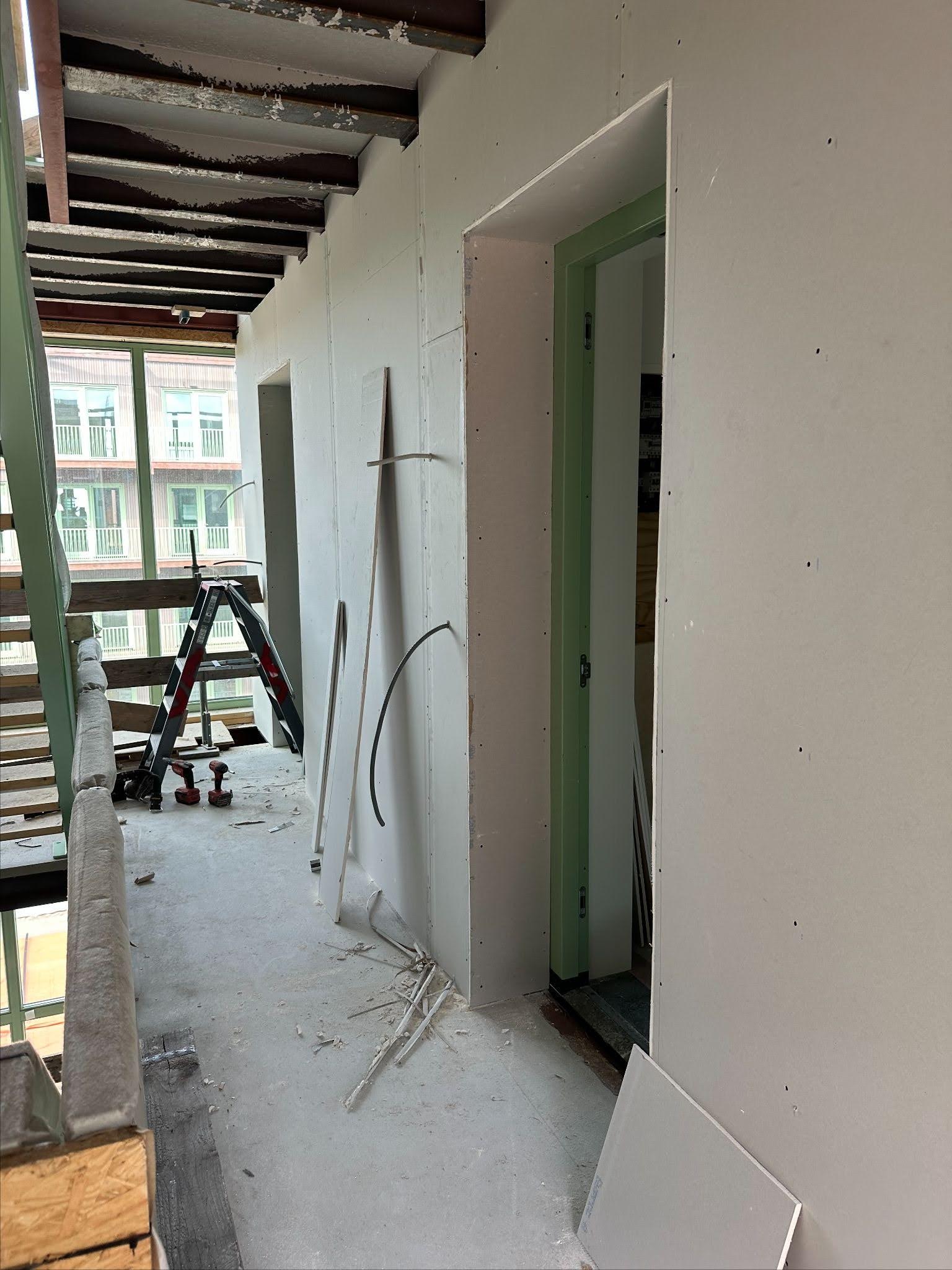 Plastering, Skim Coating & Painting